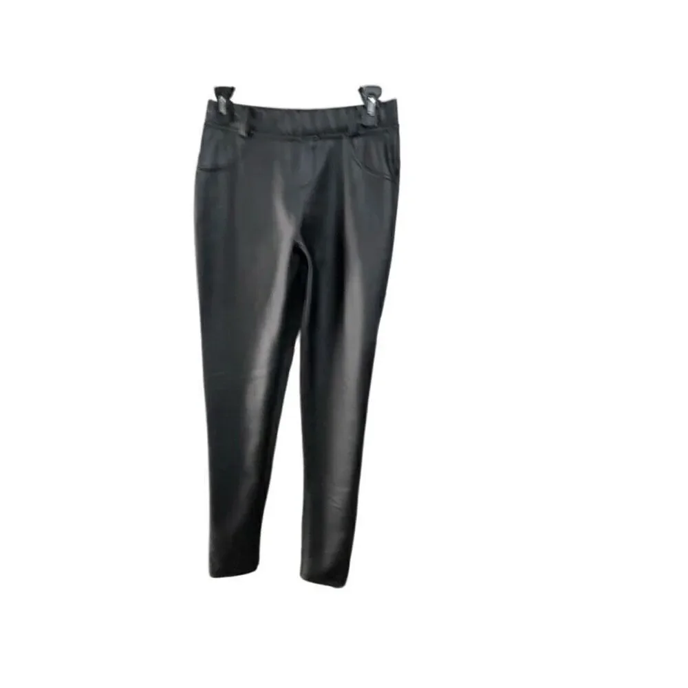￼ leather pants with butt lifting design size small